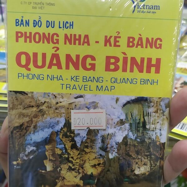 Bản đồ du lịch Phong Nha - Kẻ Bảng, Quảng Bình bên trong nhà sách